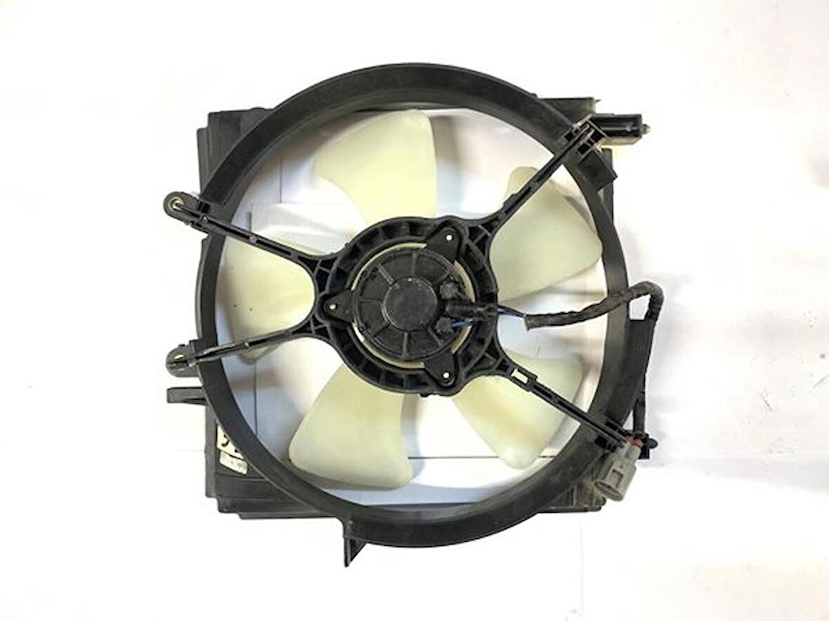 Toyota Corolla Fan Motoru KLIMALI GECMELI [Cey] (1636311070)